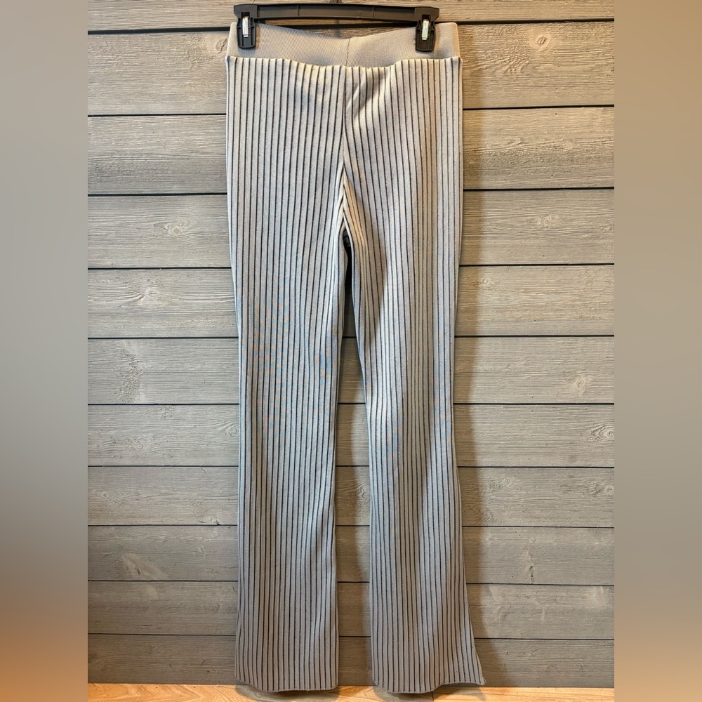 NWOT Zara Gray Striped Flare Pants - Picture 2 of 5